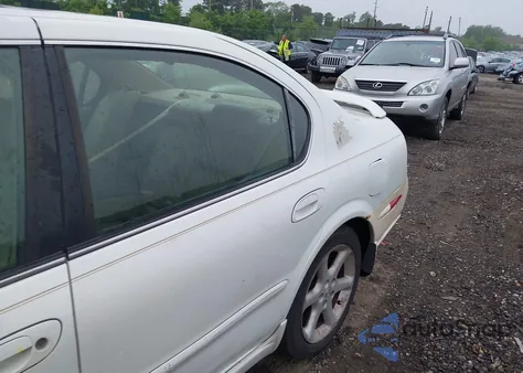 2002 Nissan Maxima Se from USA, damaged, VIN JN1DA31A62T322279